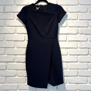 Muse Rhona Textured Knit Dress in Navy Size 2P